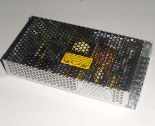LED全彩顯示屏構(gòu)成全面解析 從像素到控制器的技術(shù)全景